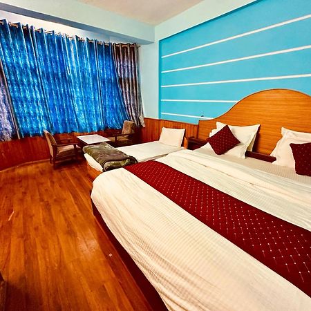 Hotel D Kanchan Manali Buitenkant foto
